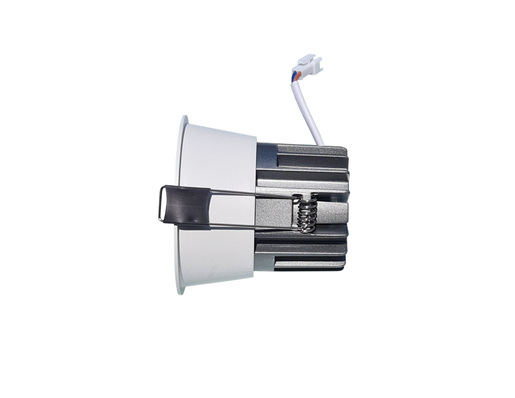 X-LIGHT ugradbena LED spot lampa, 9W, dimabilna, topla bijela 3000K, bijela