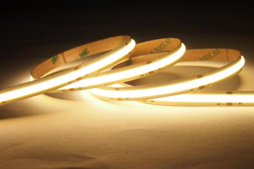 X-LIGHT LED traka COB 300 LED/m, 15W/m 24V topla bijela IP-20 2700K, 1m