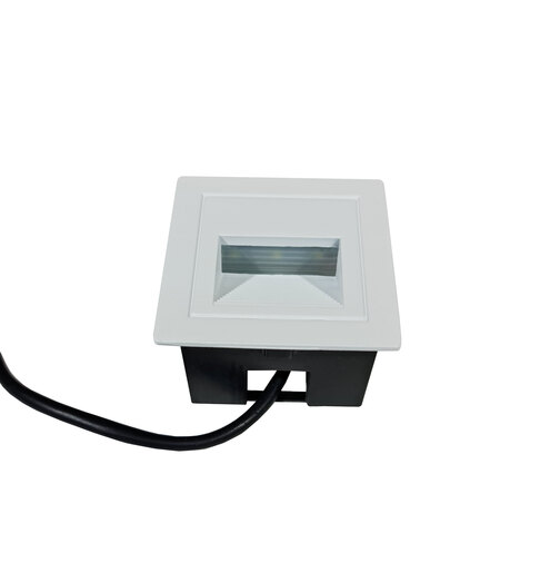 X-LIGHT zidna ugradbena LED lampa, 2W, hladna bijela 6000K, IP-65, bijela