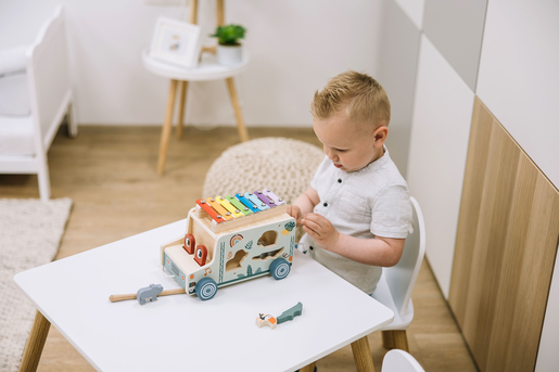 Free 2 Play kamion sa ksilofonom i životinjama