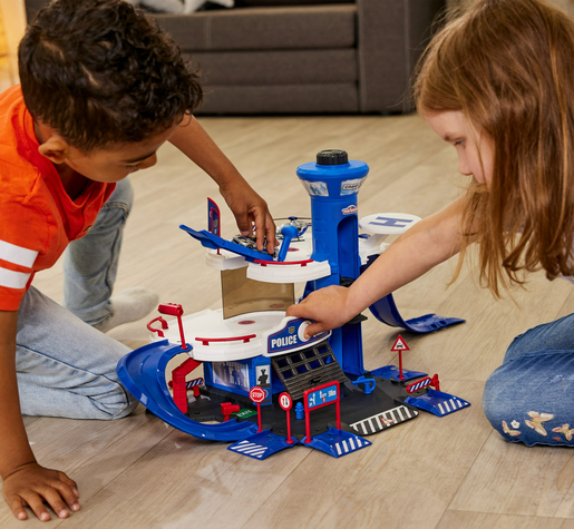 Majorette Policijska postaja Creatix