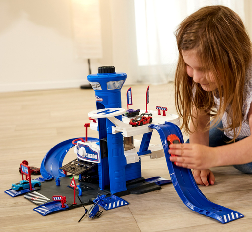 Majorette Policijska postaja Creatix