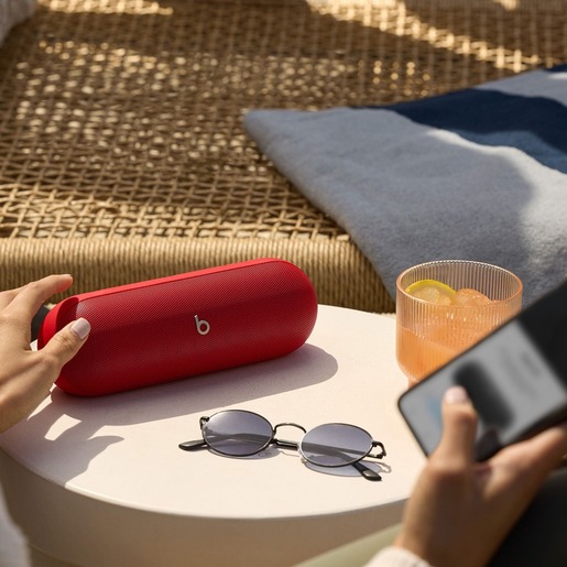 Beats Pill prijenosni Bluetooth zvučnik, crveni