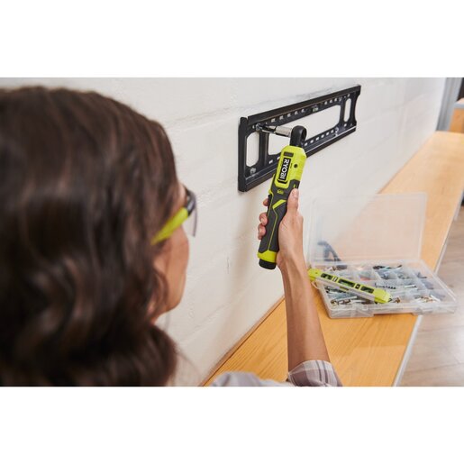 RYOBI akumulatorska račna RR14W4-120G, 4V, Li-ion, 1/4", 8.2Nm, 200/min, baterija 2.0Ah