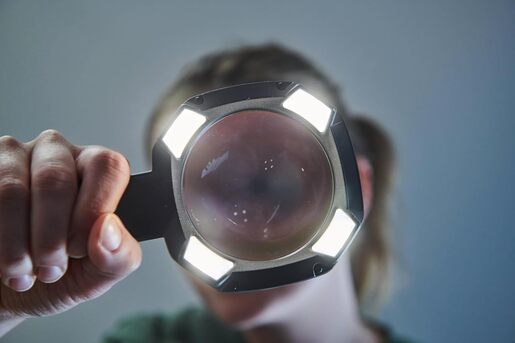 RYOBI aku povečalo sa svjetlom RML4-120G, USB, 4V, Li-ion, x3 uvećanje, baterija 2.0Ah