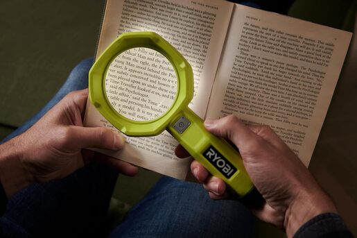 RYOBI aku povečalo sa svjetlom RML4-120G, USB, 4V, Li-ion, x3 uvećanje, baterija 2.0Ah