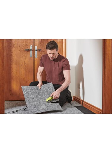 RYOBI aku rezač za gumu, karton, kožu i tkaninu RCT4-120G, 4V, Li-ion, baterija 2.0Ah