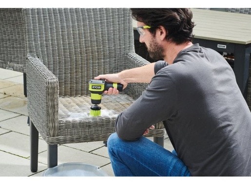 RYOBI akumulatorska četka RSCR4-120G, 4V, Li-ion, četka 5cm, baterija 2.0Ah