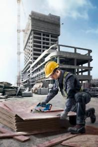 BOSCH Professional akumulatorska kružna pila GKS 18V-51 + 2 baterije 18V 4Ah, punjač