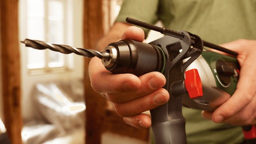 BOSCH udarna bušilica UnviersalImpact 700