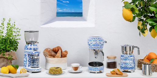 Smeg ručni espresso aparat D&G ECF02DGBEU