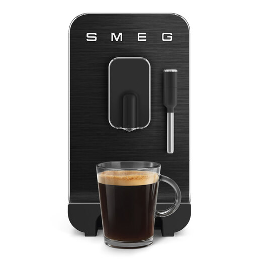 Smeg automatski espresso aparat BCC02FBMEU, crni