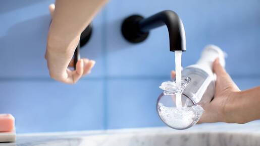 Philips Sonicare Power Flosser serije 3000 + električna četkica Diamond Clean serije 9000 HX3886/41