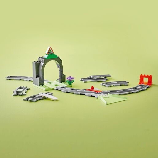 LEGO® DUPLO Town Proširenja: željeznički tunel i tračnice 10425