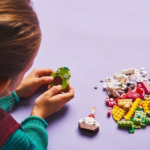 LEGO® Classic Kreativni prehrambeni prijatelji 11039