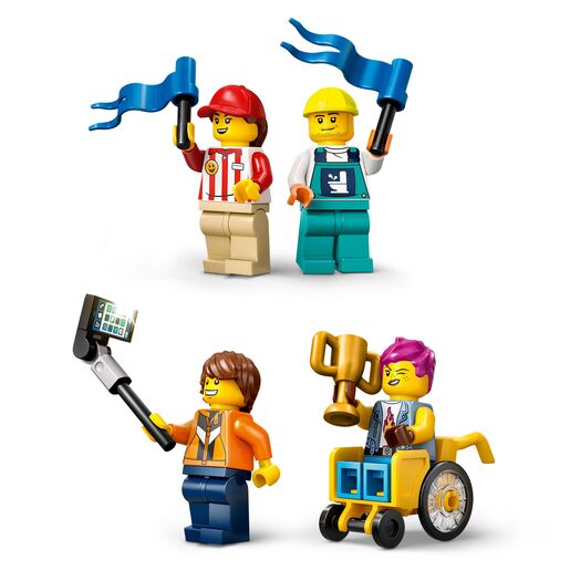 LEGO® City Bez ograničenja: trkalište s rampom za automobile 60460