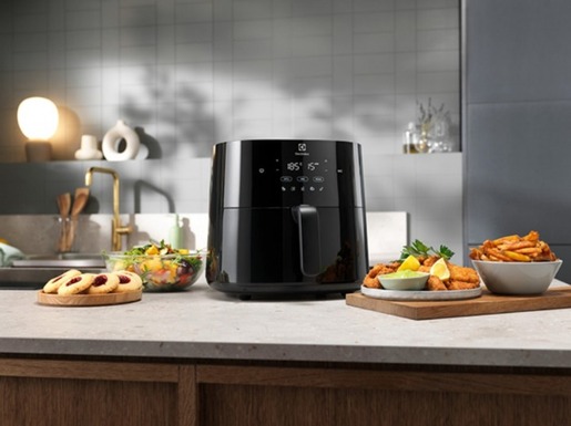 Electrolux friteza na vrući zrak EAF5B