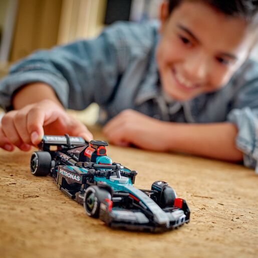 LEGO® Trkaći automobil Mercedes-AMG F1® W15 77244