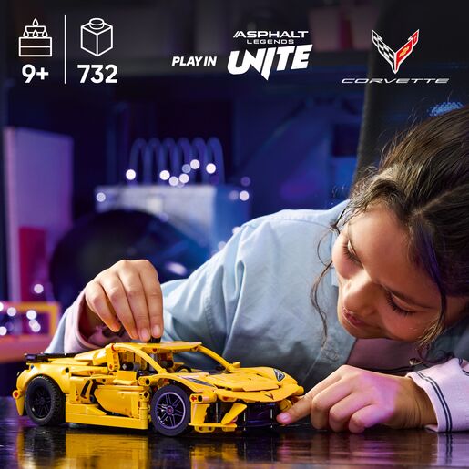 LEGO® Chevrolet Corvette Stingray 42205