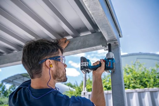 BOSCH Professional akumulatorski udarni stezač GDS 18V-450 PC, 2x4.0Ah ProCore akumulator, punjač GAL 18V-40, L-Boxx kovčeg