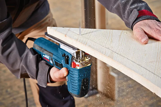 BOSCH Professional ubodna pila GST 160 CE