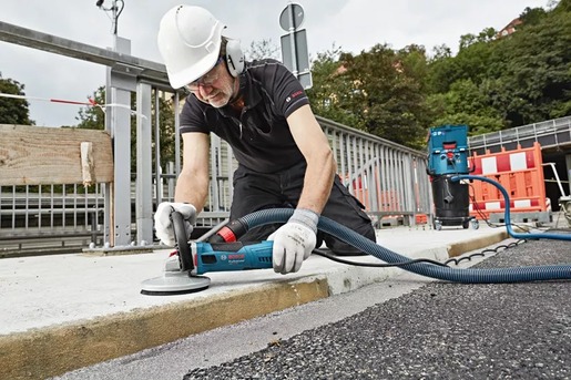 BOSCH Professional brusilica za beton GBR 15 CA