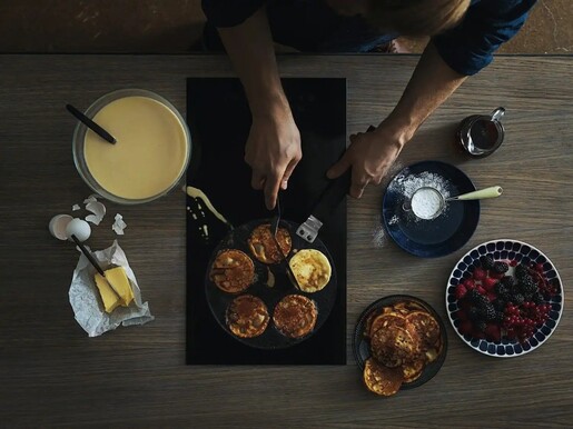 FISKARS tava za palačinke Hard Face, 22 cm (1075522)