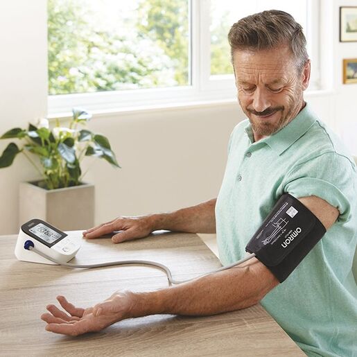 OMRON M4 INTELLI IT tlakomjer za nadlakticu