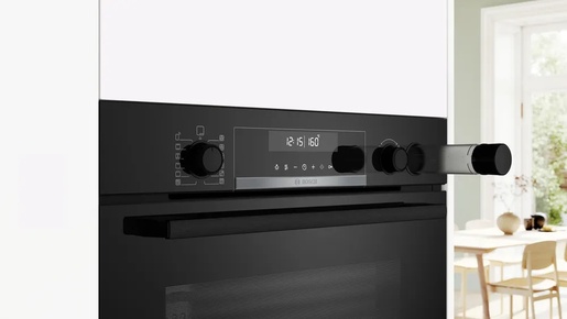 Bosch pećnica HRG578CB7