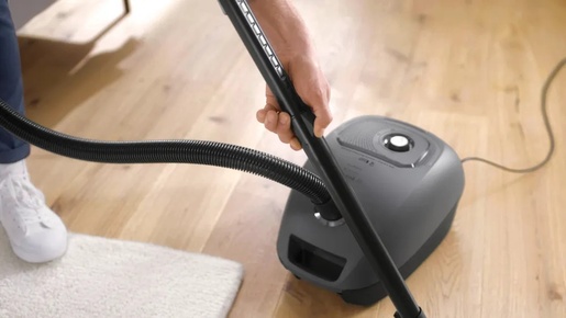 Bosch usisavač BGL41GR3H