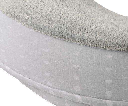 Ergobaby jastuk za dojenje s pojasom Moonlight Grey