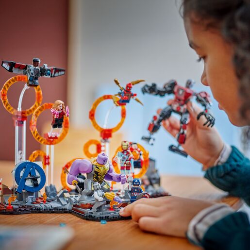 LEGO® Osvetnici: Završnica, konačna bitka 76323