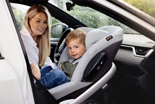 BeSafe autosjedalica Stretch, 61-125 cm, Black Soft Breeze