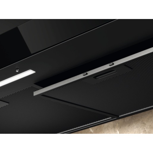 Electrolux napa LFT819K, uklanjanje mirisa, led rasvjeta, više brzina