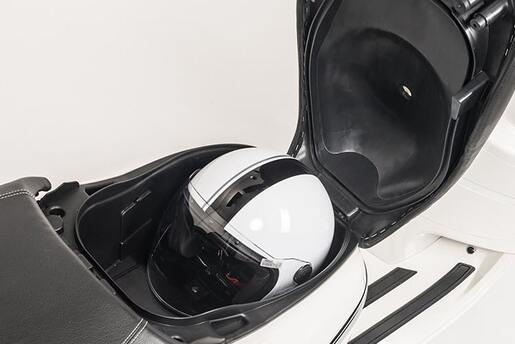 Peugeot skuter Django 125 4T E5 ABS Cafe Racer - Gray