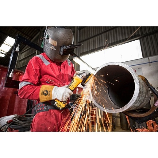 DEWALT set aku alata DCK2026P2T, bušilica/odvijač DCD805 + kutna brusilica DCG405-P2, 18V, 2x5Ah baterija, punjač, TSTAK kofer