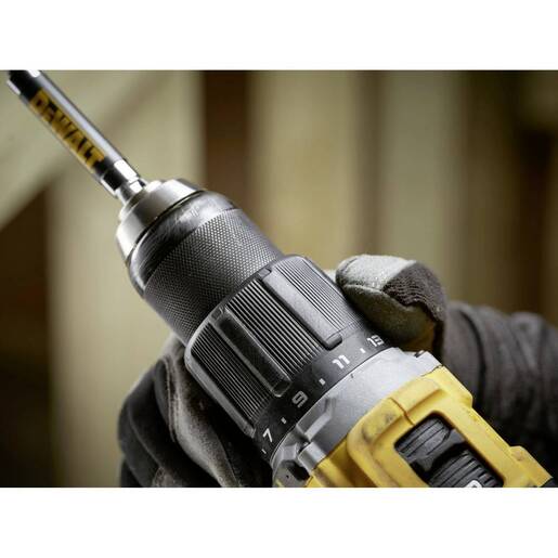 DEWALT akumulatorska udarna bušilica/odvijač DCD799P2T, XR 18V, 2x5Ah baterija, punjač, TSTAK kofer
