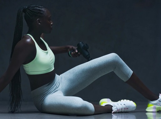 Hyperice Hypervolt Go 2, masažni pištolj, crni