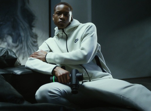 Hyperice Hypervolt 2, masažni pištolj, crni