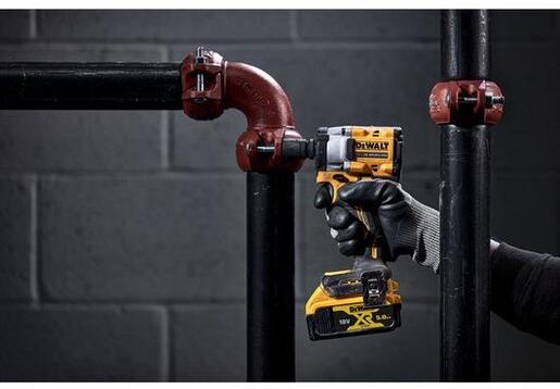 DEWALT akumulatorski udarni odvijač  1/2" DCF922NT-XJ (18V, SOLO, TSTAK, 610/406NM)