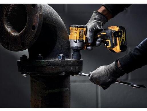 DEWALT akumulatorski udarni odvijač  1/2" DCF922NT-XJ (18V, SOLO, TSTAK, 610/406NM)