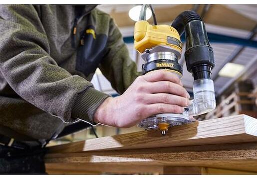 DEWALT glodalica vertikalna D26200-QS (900 W)