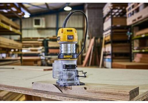 DEWALT glodalica vertikalna D26200-QS (900 W)