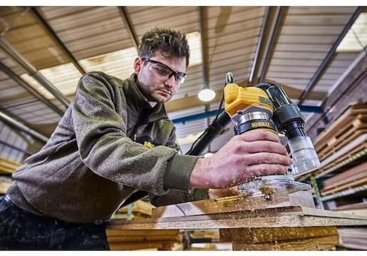 DEWALT glodalica vertikalna D26200-QS (900 W)