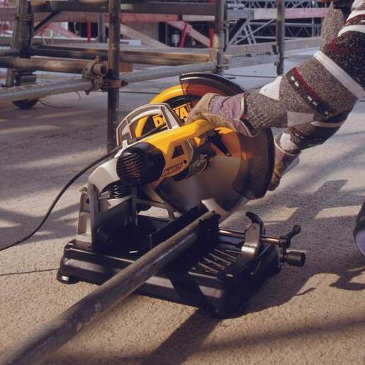 DEWALT list kružne pile za rezanje čelika, aluminija i nehrđajućeg čelika 355x25,4mm 90Z DT1922-QZ