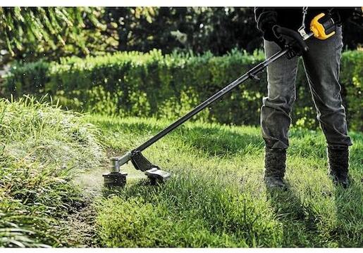 DEWALT akumulatorski trimer za travu DCMAS5713X1-QW (FLEXVOLT 54V, 9AH s punjačem, 38CM, 5800 o/min)