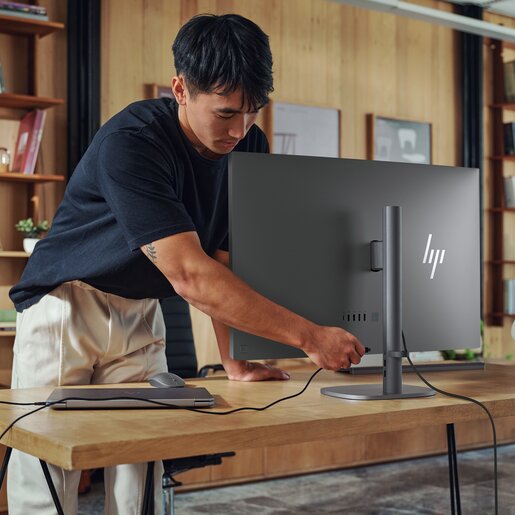 HP OmniStudio X 32-c0005ny AiO, B9SR4EA, 31.5" 4K UHD IPS, Intel Core Ultra 7 155H, 32GB RAM, 1TB SSD, nVidia GeForce RTX 4050, Windows 11 Home, stolno računalo