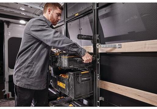 DEWALT kofer za alat DWST83293-1, nosivost 50kg, IP65 DS166 554X165X371mm