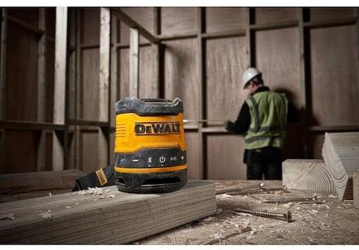 DEWALT bluetooth zvučnik  USB-C, IP67, 86db, 5W