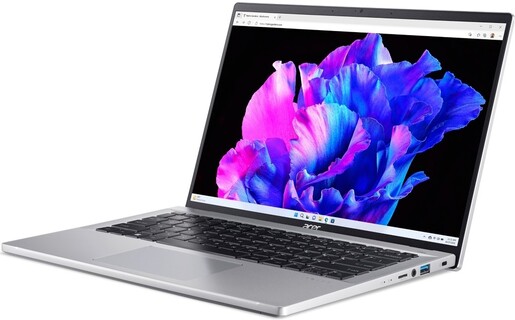Acer Swift Go 14 NX.KLEEX.00F, 14" 2.8K OLED, AMD Ryzen 7 7840U, 16GB RAM, 512GB SSD, AMD Radeon 780M Graphics, Windows 11 Home, laptop + 7in1 Type C dongle/mini dock